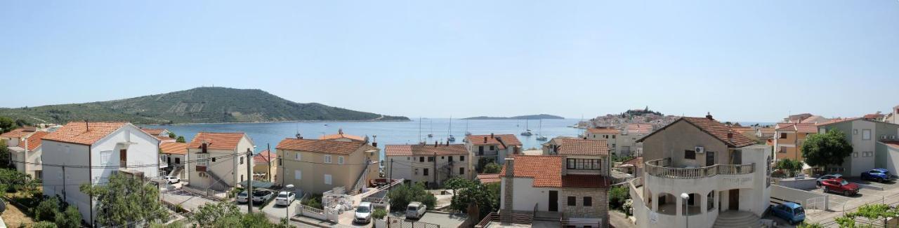 Apartmani Ljubo Primošten Exterior foto