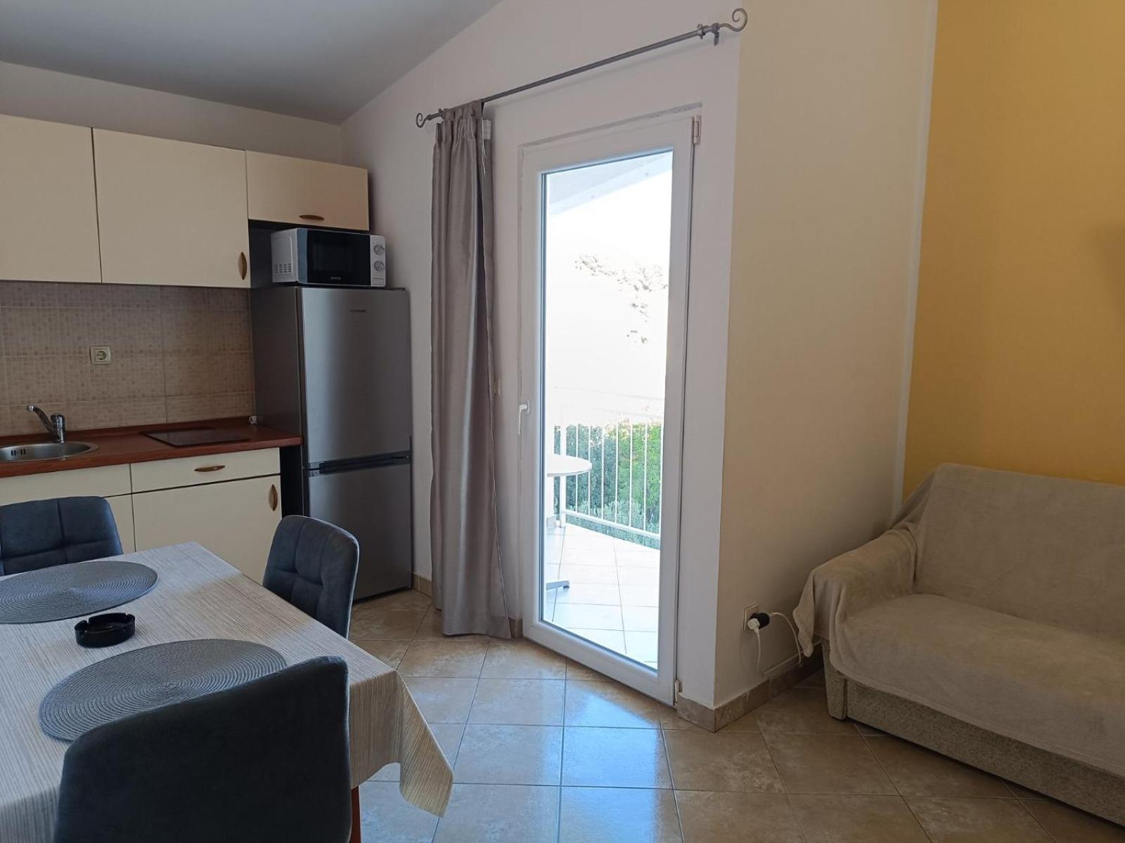 Apartmani Ljubo Primošten Exterior foto