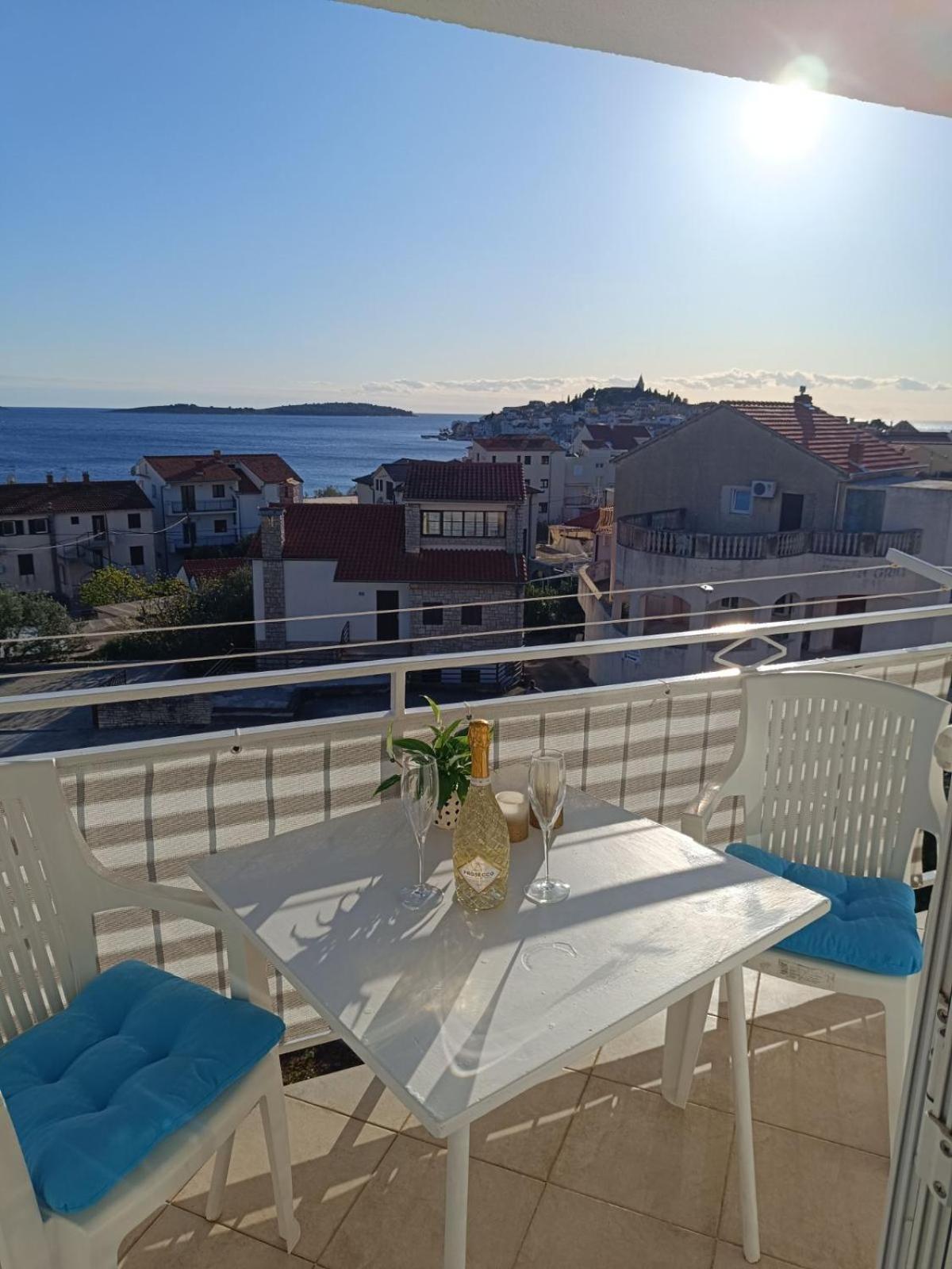Apartmani Ljubo Primošten Exterior foto
