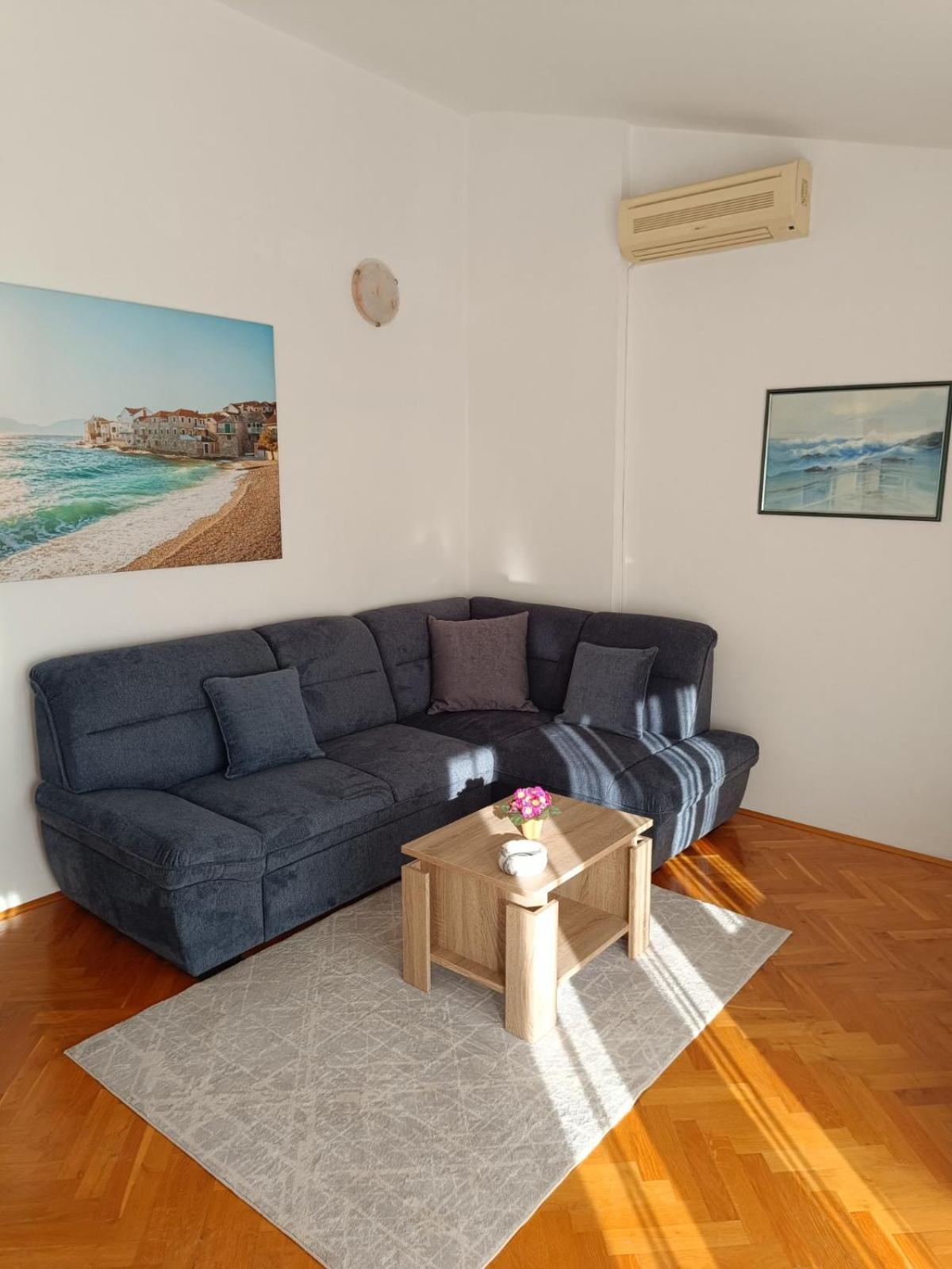 Apartmani Ljubo Primošten Exterior foto