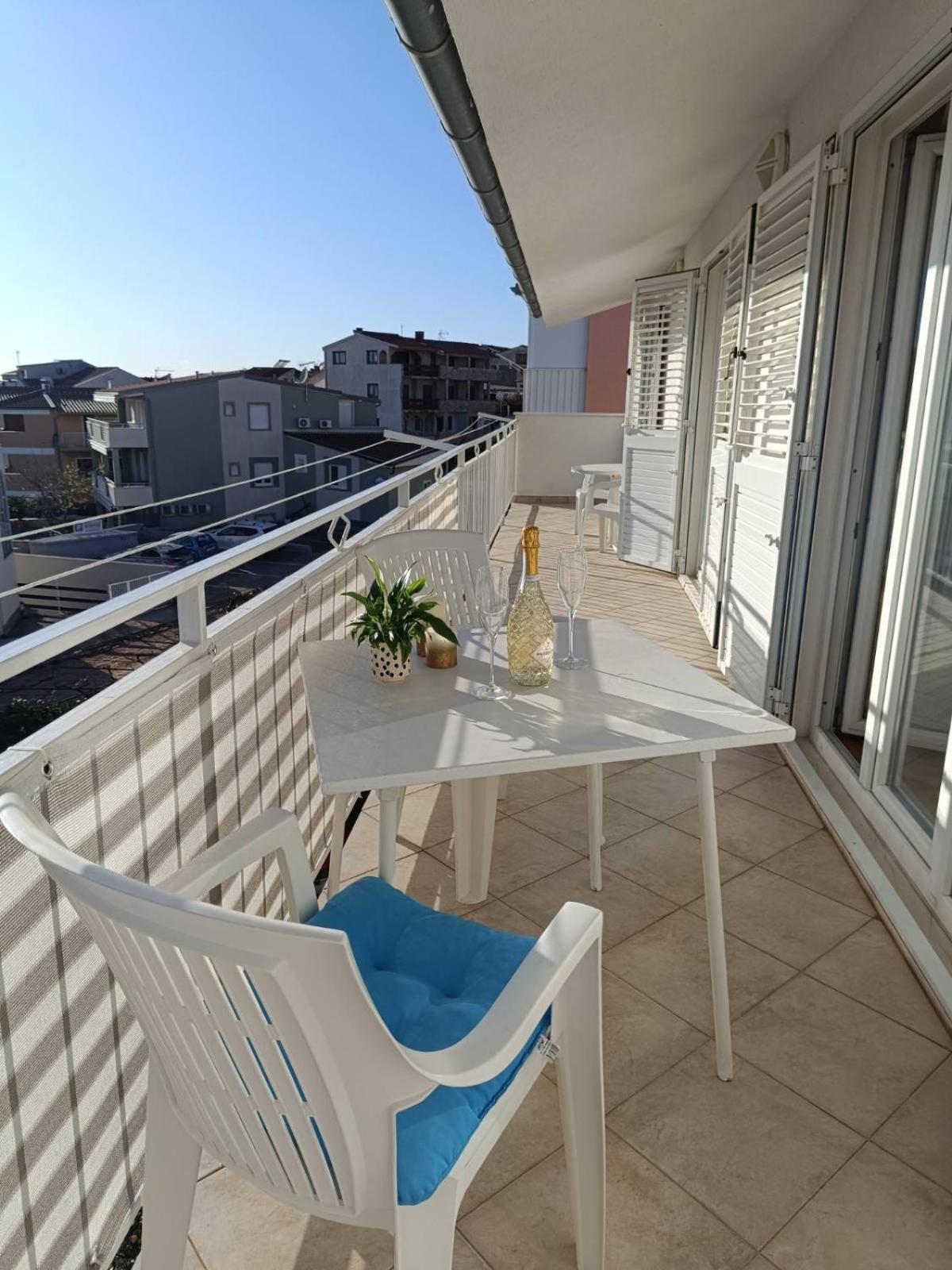 Apartmani Ljubo Primošten Exterior foto
